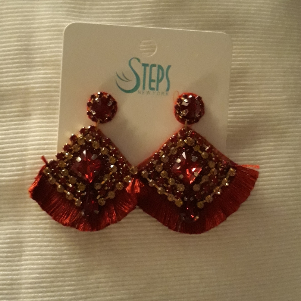 Fringe Earring - Picture 3 of 3